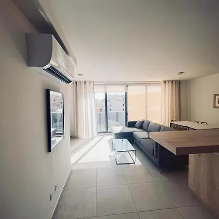 Deluxe Malta Location Apartment Sliema
